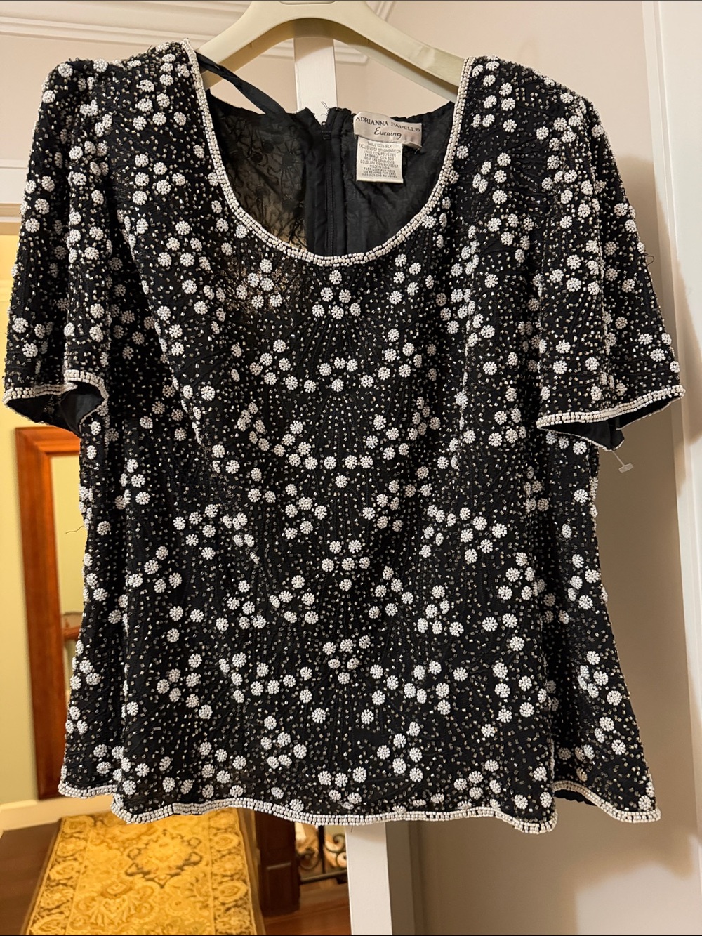 ADRIANNA PAPELL EVENING Silk Black White Floral Beaded Short Sleeve top 16